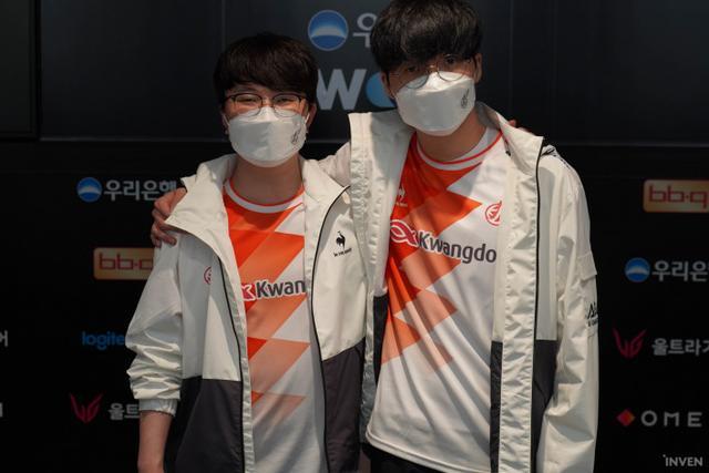 他们打下了 他们打下了