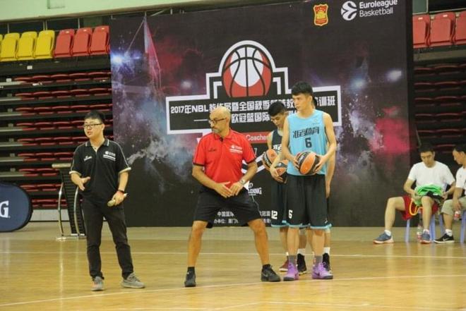 仅靠话题与 仅靠话题与